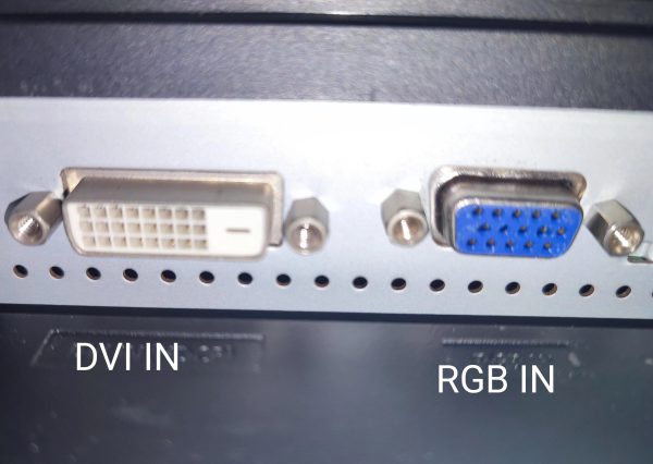 مانیتور ال جی مدل LG W2262TQ  سایز 22 اینچ (استوک گرید A) - Image 2